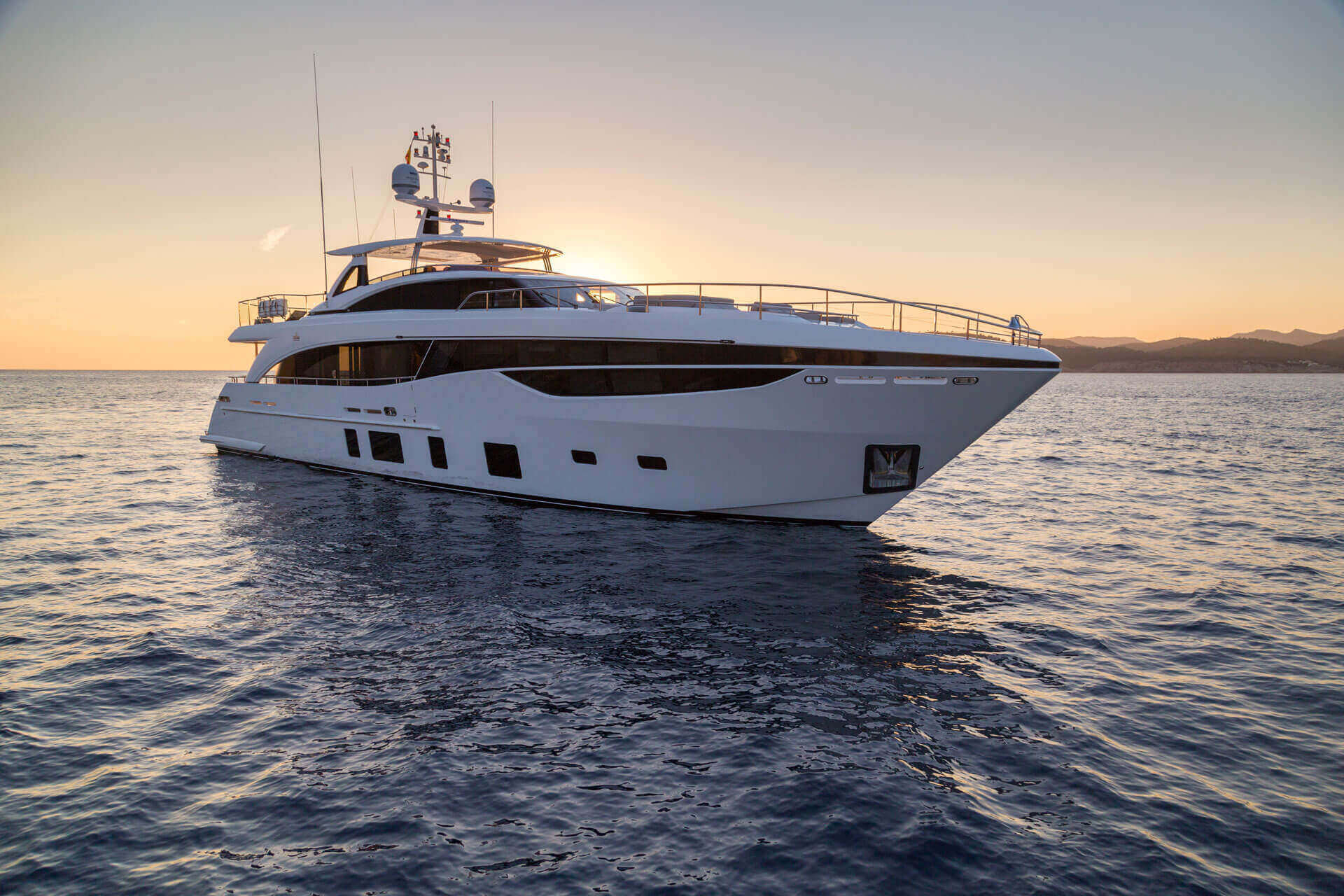 Princess 35M | Princess Yachts Sweden Norway Denmark